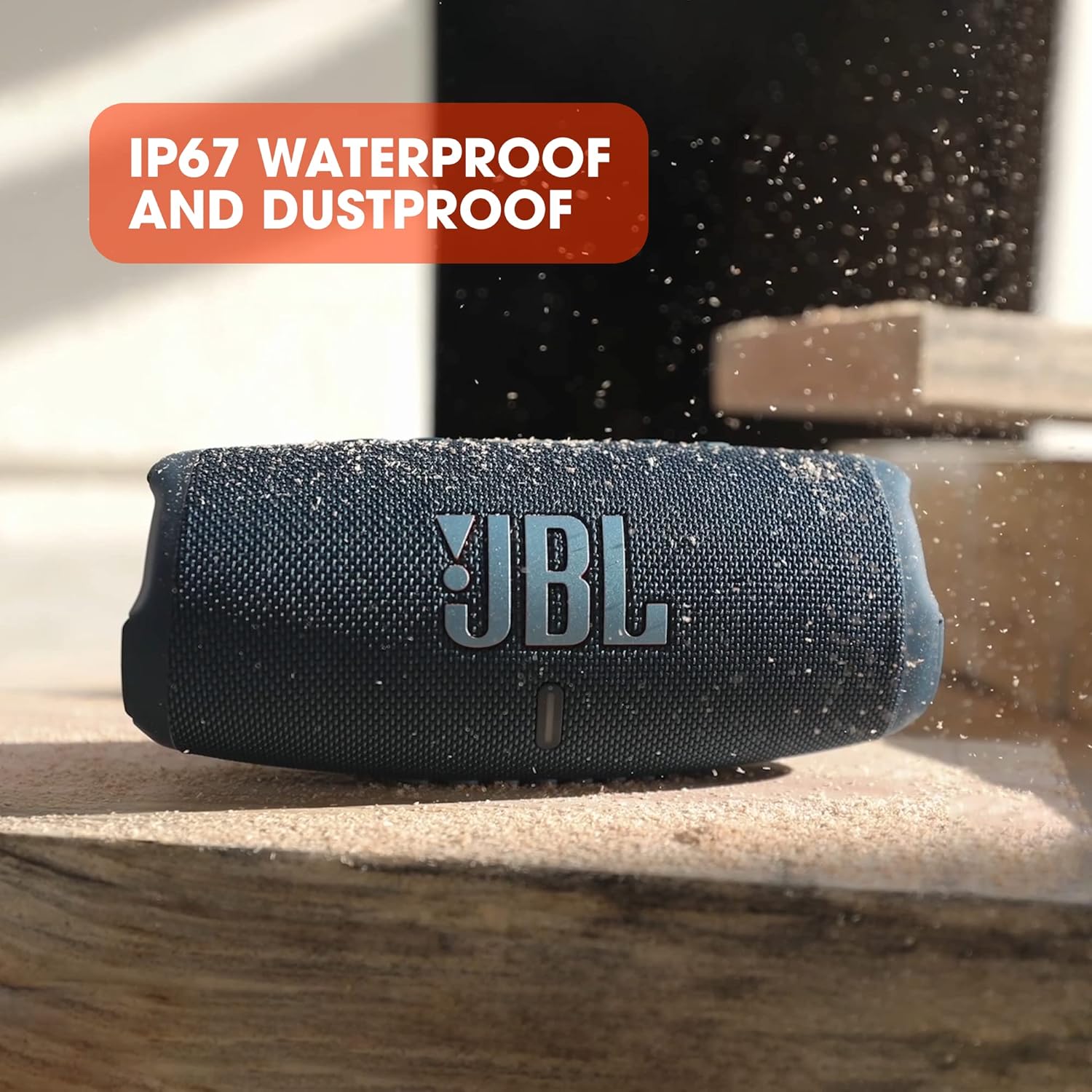 JBL Charge 5 Bluetooth-Lautsprecher in Schwarz – Wasserfeste, portable Boombox mit integrierter Powerbank – Eine Akku-Ladung für bis zu 20 Stunden kabellosen Musikgenuss